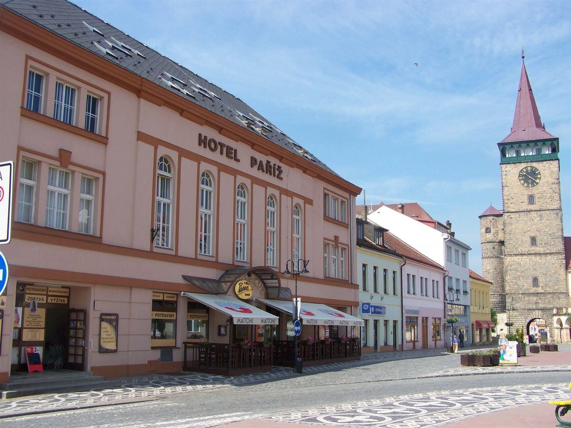 Hotel Pariz Jičín 외부 사진